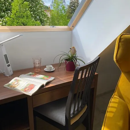 Lilie In Mit Tiefgarage, New And Modern Hévíz