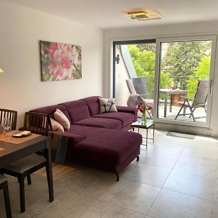 Lilie In Mit Tiefgarage, New And Modern Hévíz