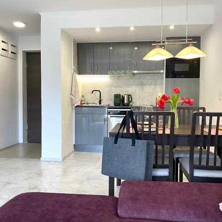 Lilie In Mit Tiefgarage, New And Modern